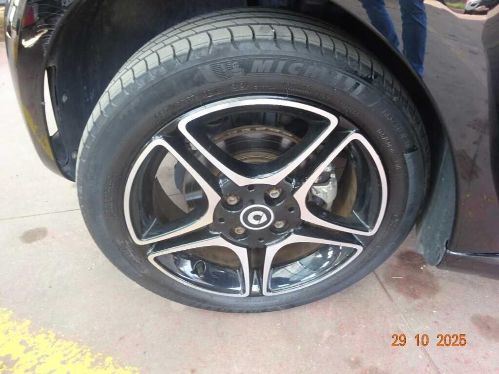 Smart ForFour EQ PULSE LED+NAV+PDC**PREZZO VERO**CARICA RAPIDA**