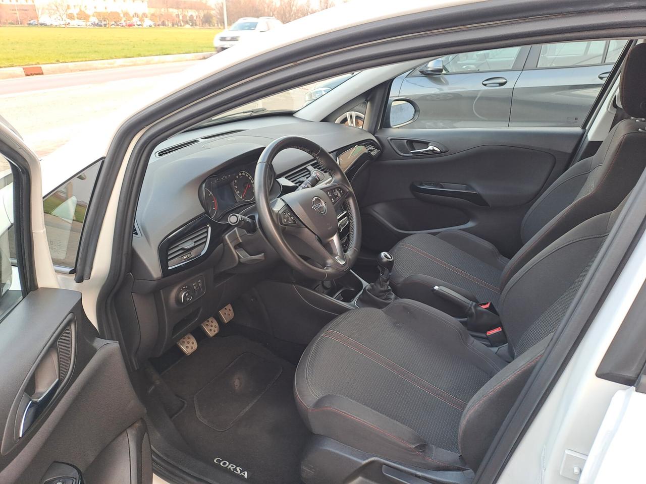 Opel Corsa 1.4 90CV BENZ-GPL OK NEOPATENTATI