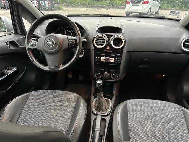 OPEL Corsa 1.2 5 porte Cosmo senza nessun lavoro da fare