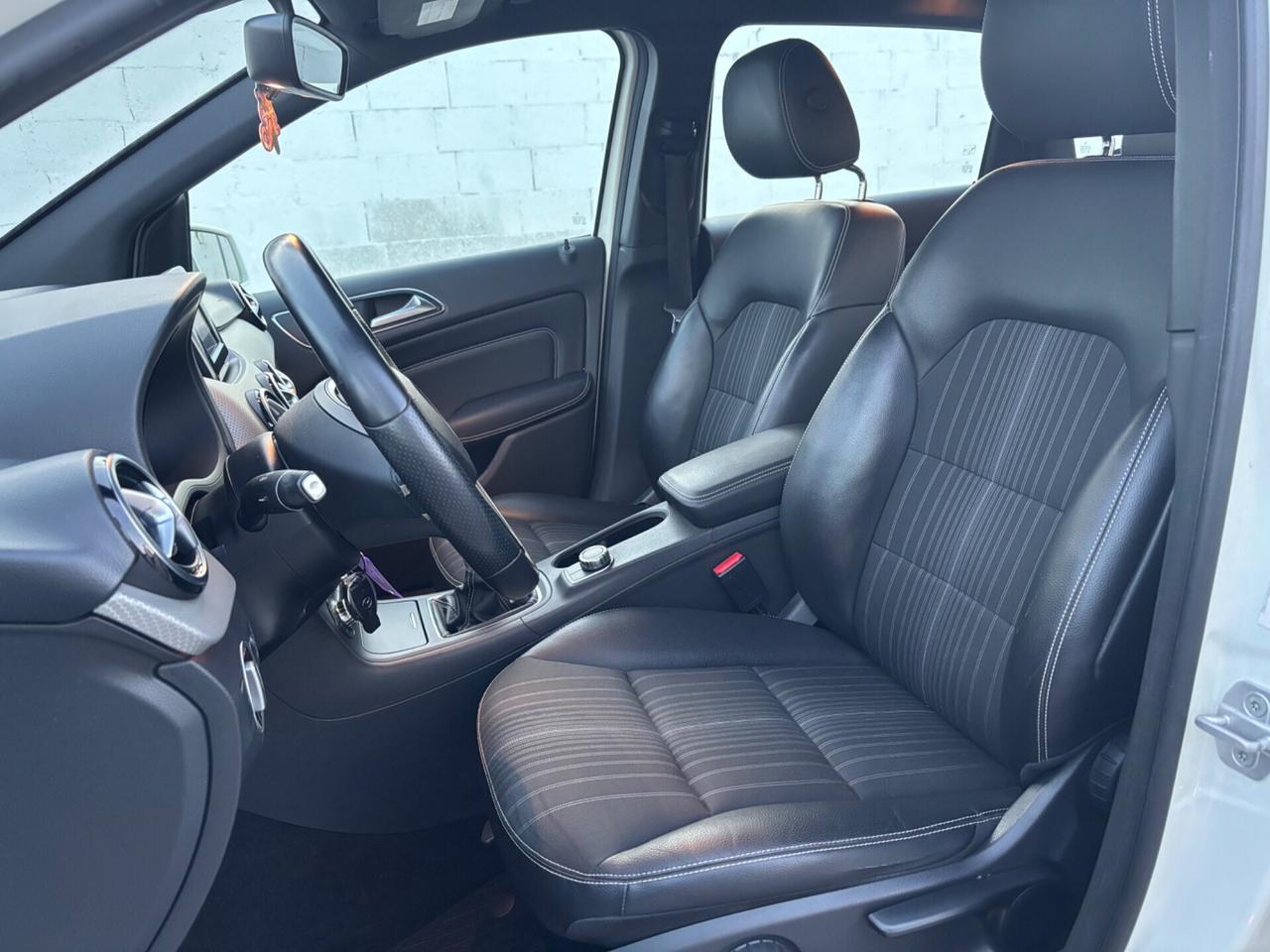 Mercedes-benz B 180 CDI Executive ( motore mercedes )