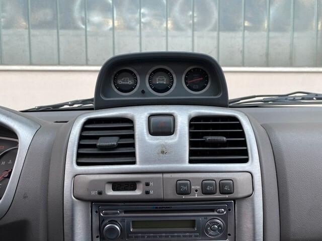 Isuzu D-Max 3.0 TD 4WD GANCIO TRAINO
