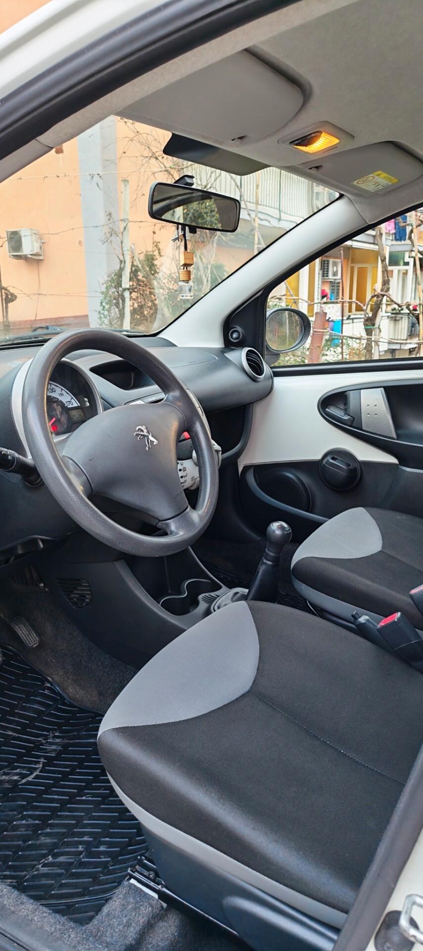 2013!!! ULTIMO MODELLO PEUGEOT 107 NUOVISSIMA