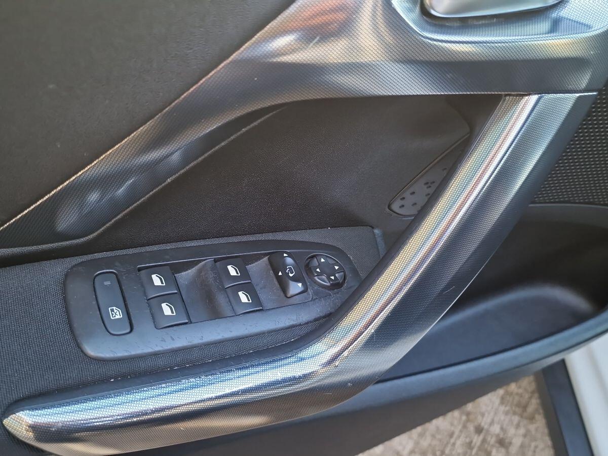 PEUGEOT 2008 1.6 DIESEL 120CV ALLURE