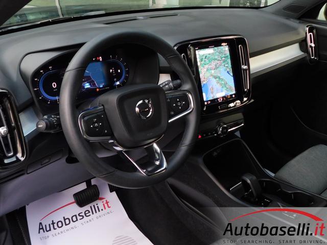VOLVO XC40 B3 2.000 MHEV 163CV CORE AUTOMATICA NAVIGATORE