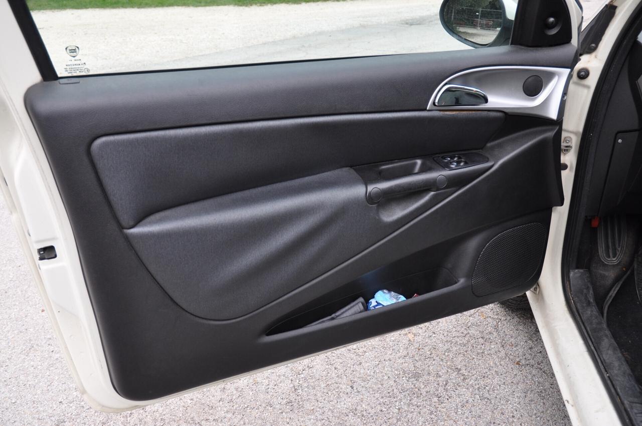 Lancia Ypsilon 1.3 Multijet 16V Momo Design NEOPATENTATI