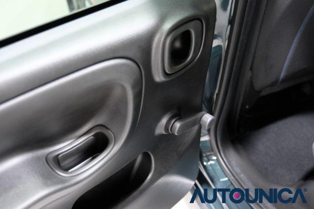 FIAT Panda CROSS 1.0 FIREFLY S&S HYBRID GARMIN NEOPATENTATI