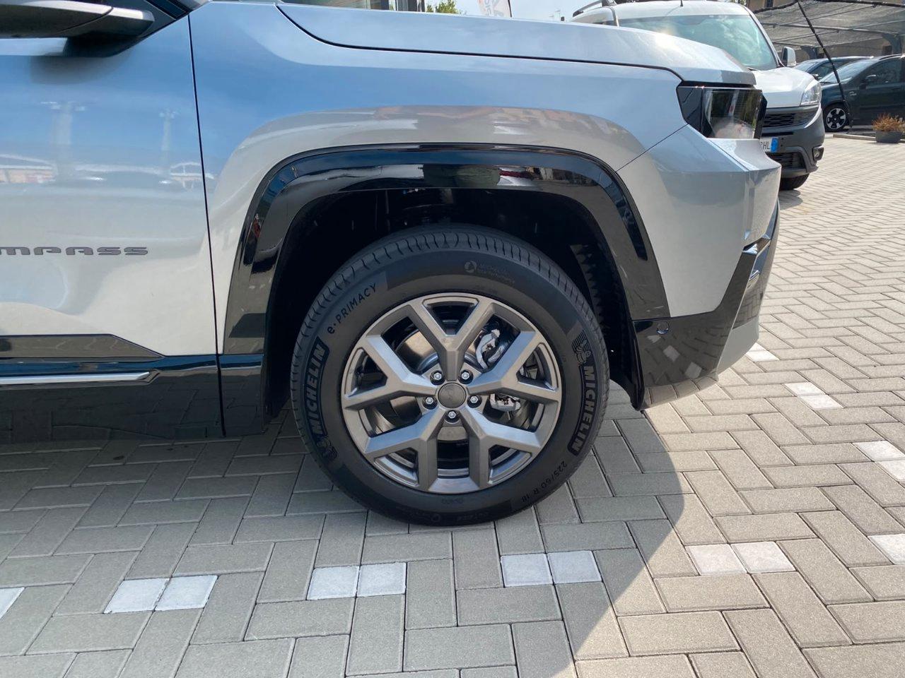 Jeep Compass 1.2 turbo 48V e-hybrid Altitude fwd 145cv edct6