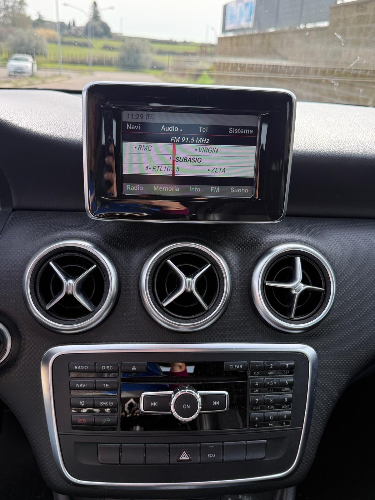Mercedes-benz A 200 CDI BlueEFFICIENCY Premium