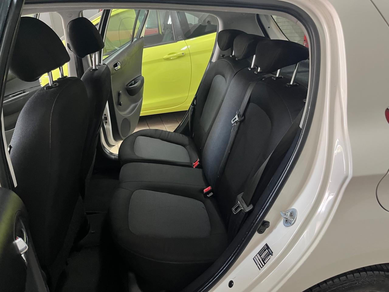 Hyundai i20 1.4 CRDi 5p. Tagliandata 12