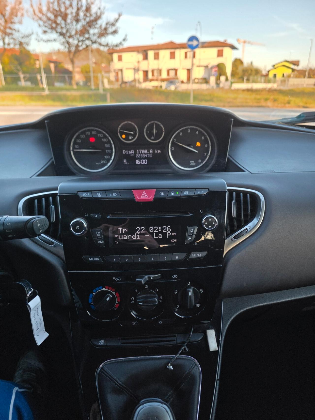 Lancia Ypsilon 1.2 69 CV 5 porte GPL Ecochic Gold