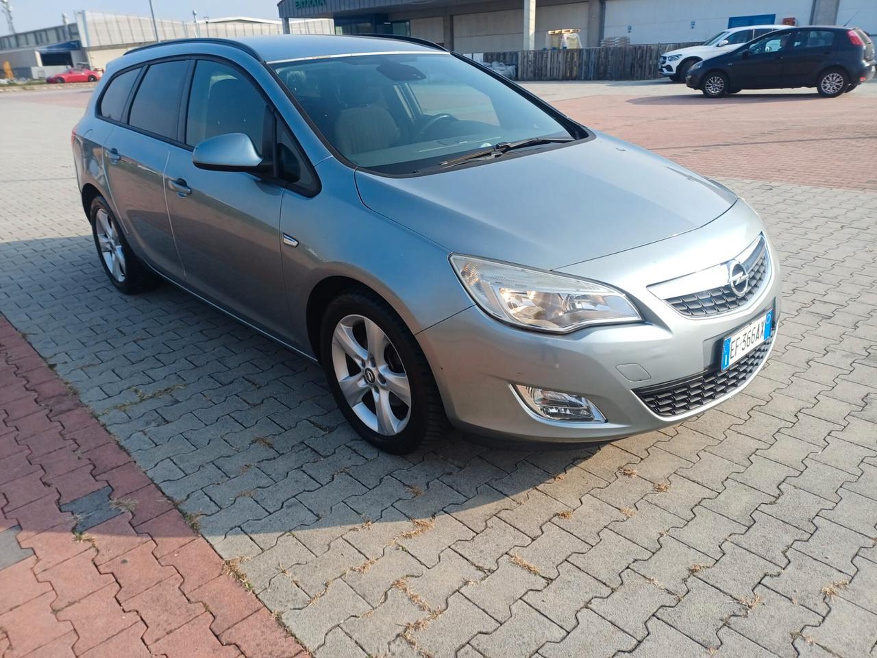 Opel Astra 1.7 CDTI 110CV Station Wagon Cosmo