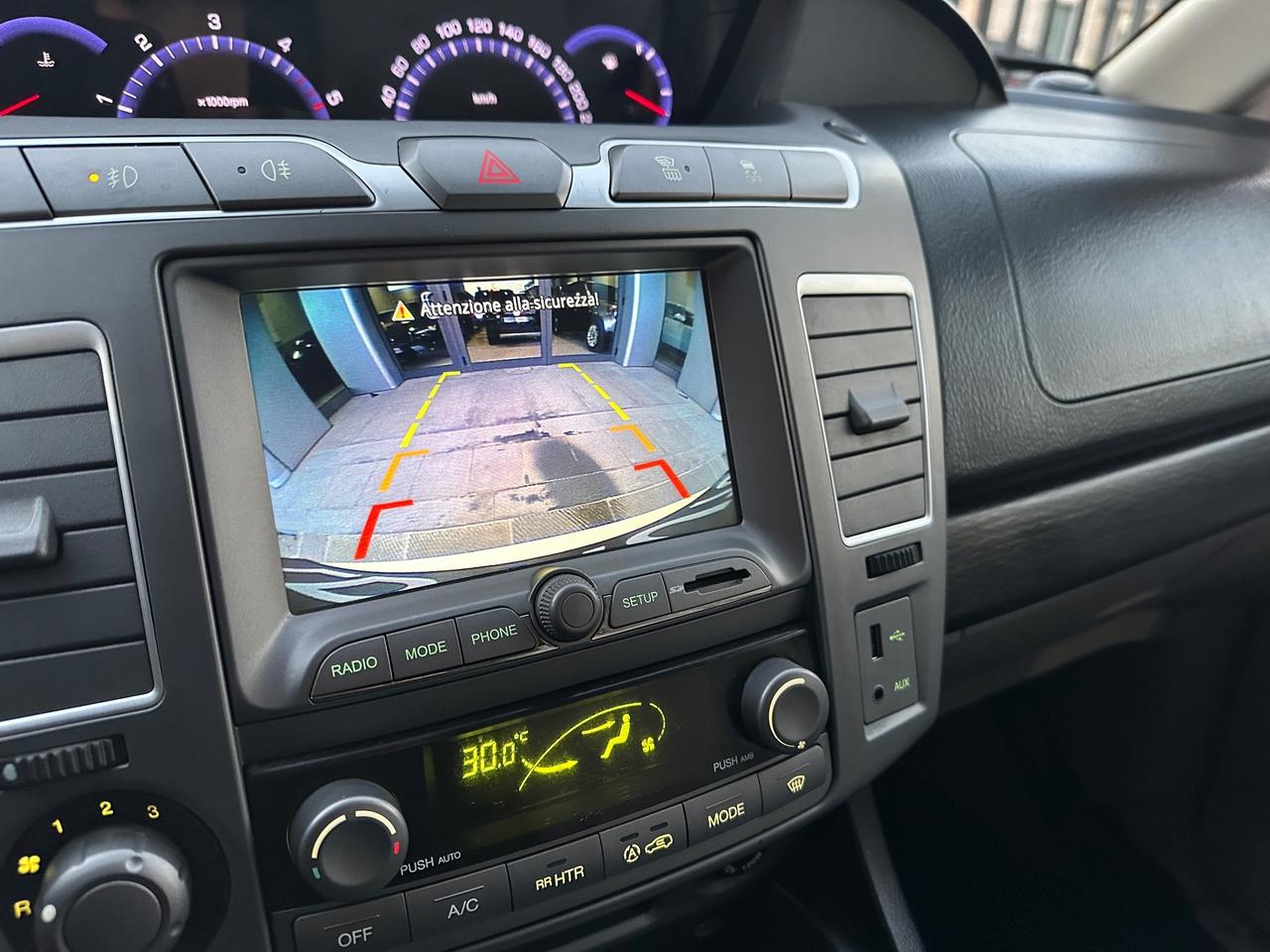 Ssangyong Rodius 2.2 Diesel 4WD A/T Classy Pelle Smart Audio