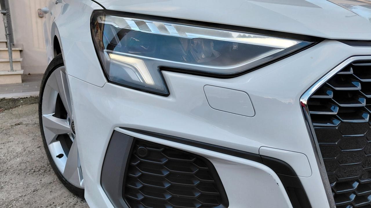 Audi A3 SPB 35 TDI S tronic SLine Unicoprop