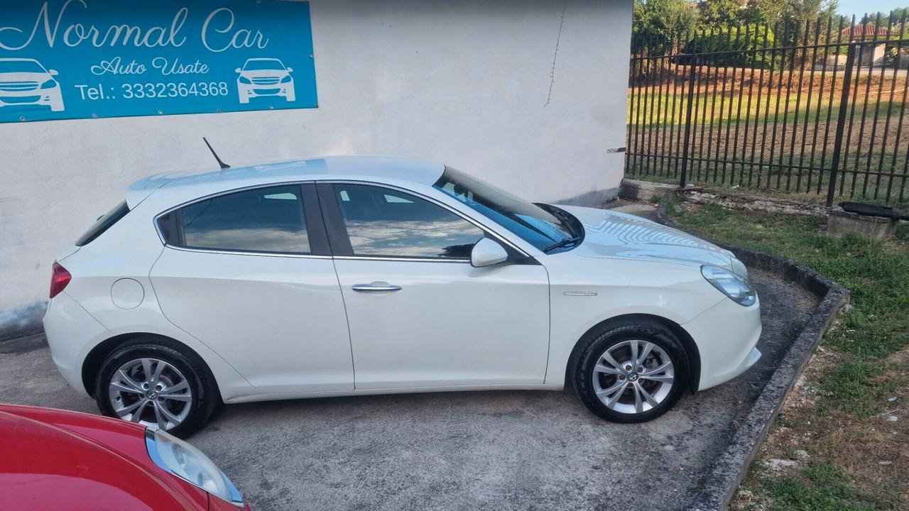Alfa Romeo Giulietta 1.6 JTDm-2 105 CV EXCLUSIVE - 2013