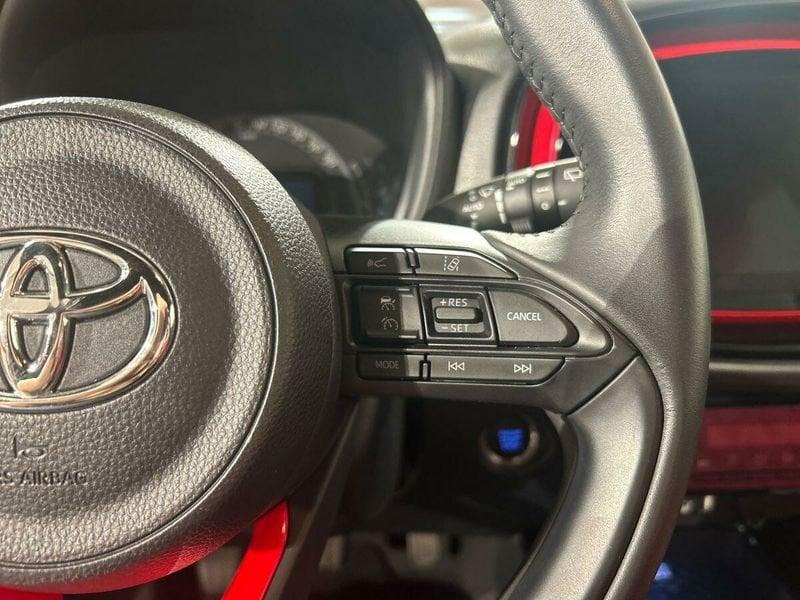 Toyota Aygo X 1.0B (72 CV) Undercover