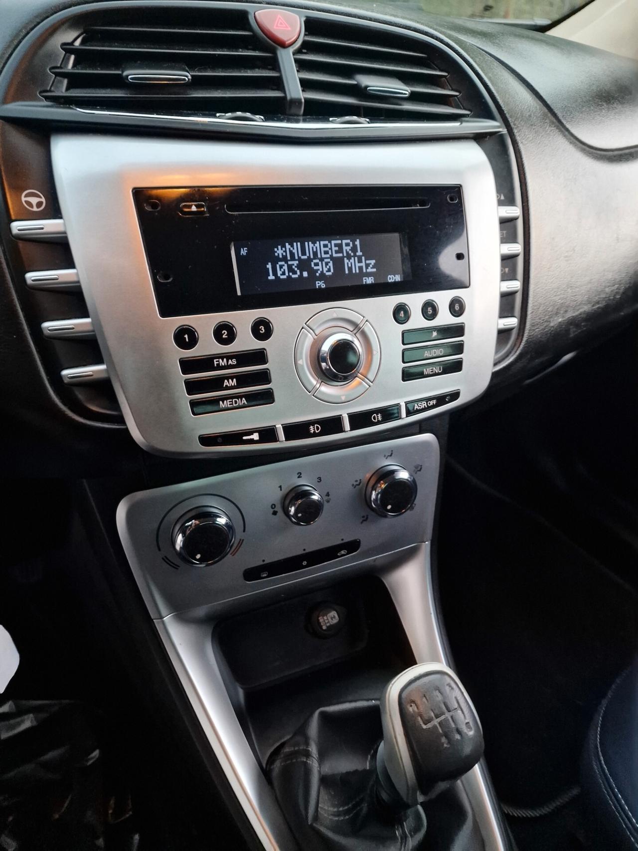 Lancia Delta 1.6 MJT DPF Gold - 2012
