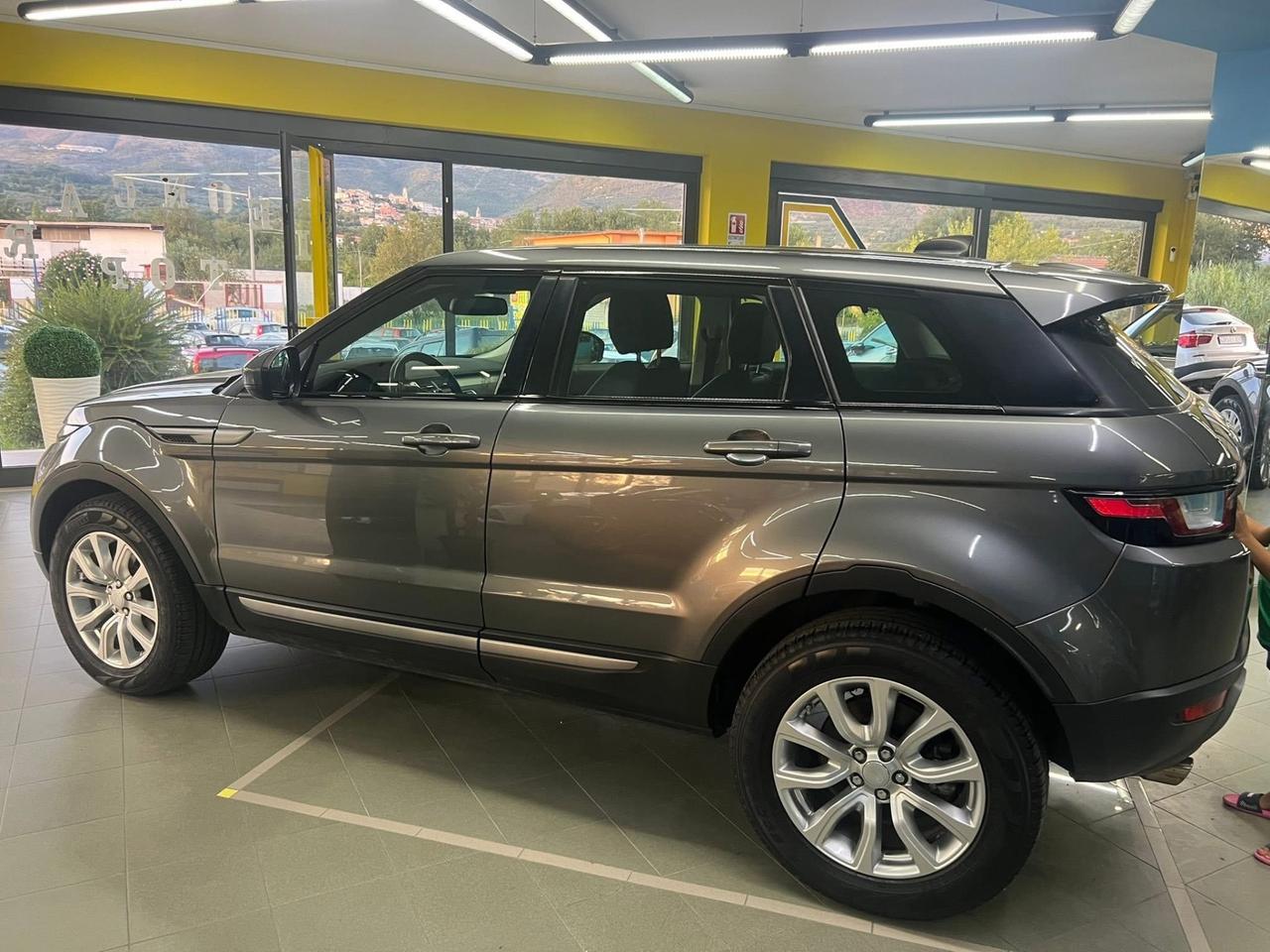 Land Rover Range Evoque 2.0D I4-L.Flw 150 CV R-Dynamic S