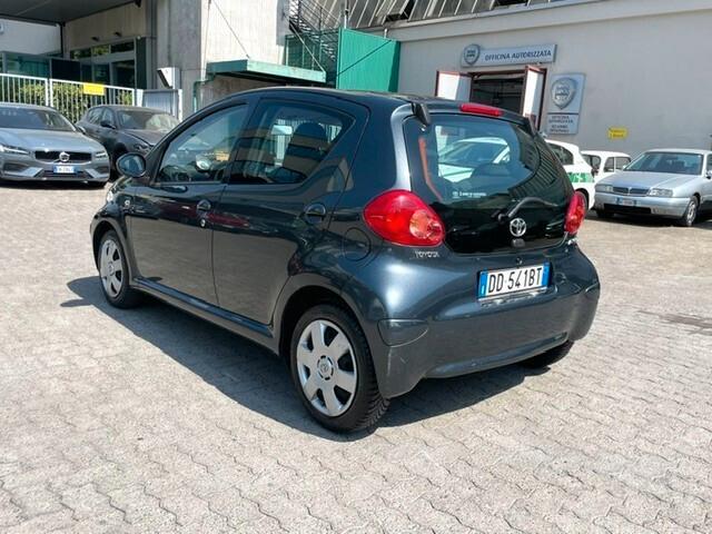 Toyota Aygo 1.0 12V VVT-i 5 porte Sol Tagliandatissima Garanzia 12M!!!!