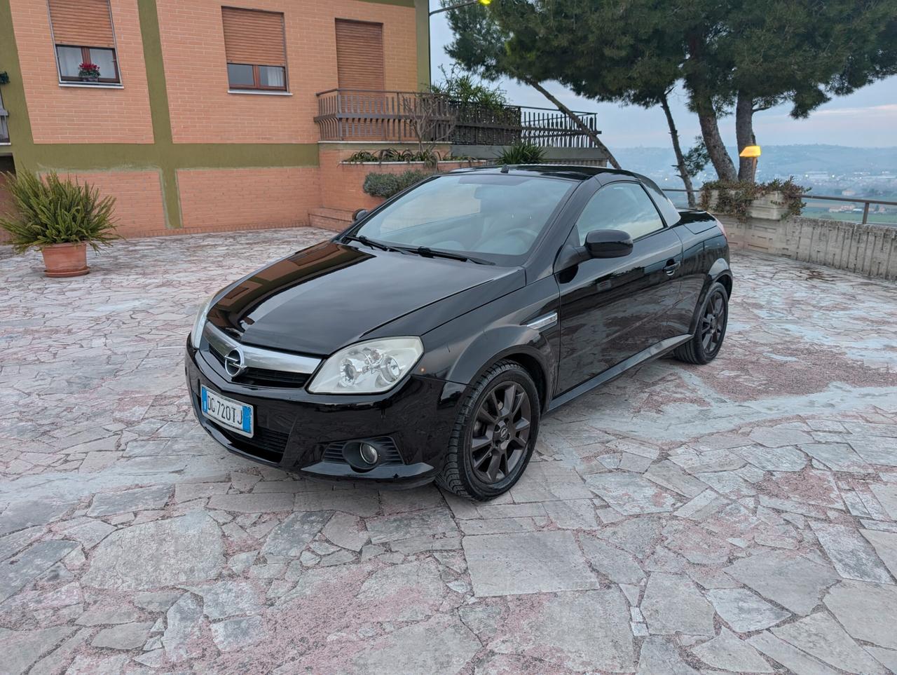 Opel Tigra CABRIO TwinTop 1.3 CDTI