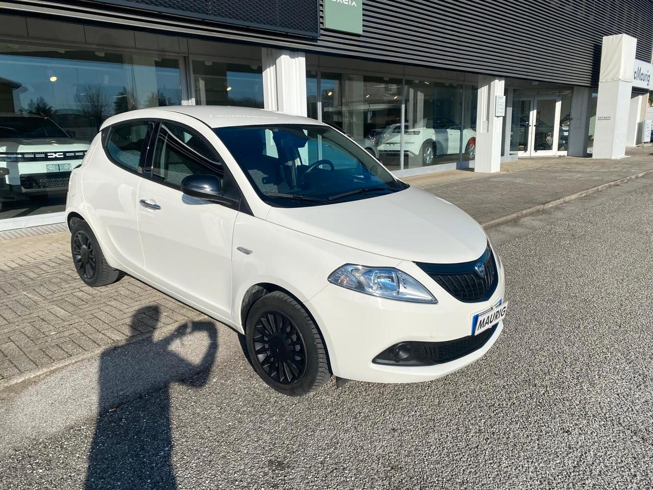 Lancia Ypsilon 1.0 FireFly 5 porte S&S Hybrid Gold
