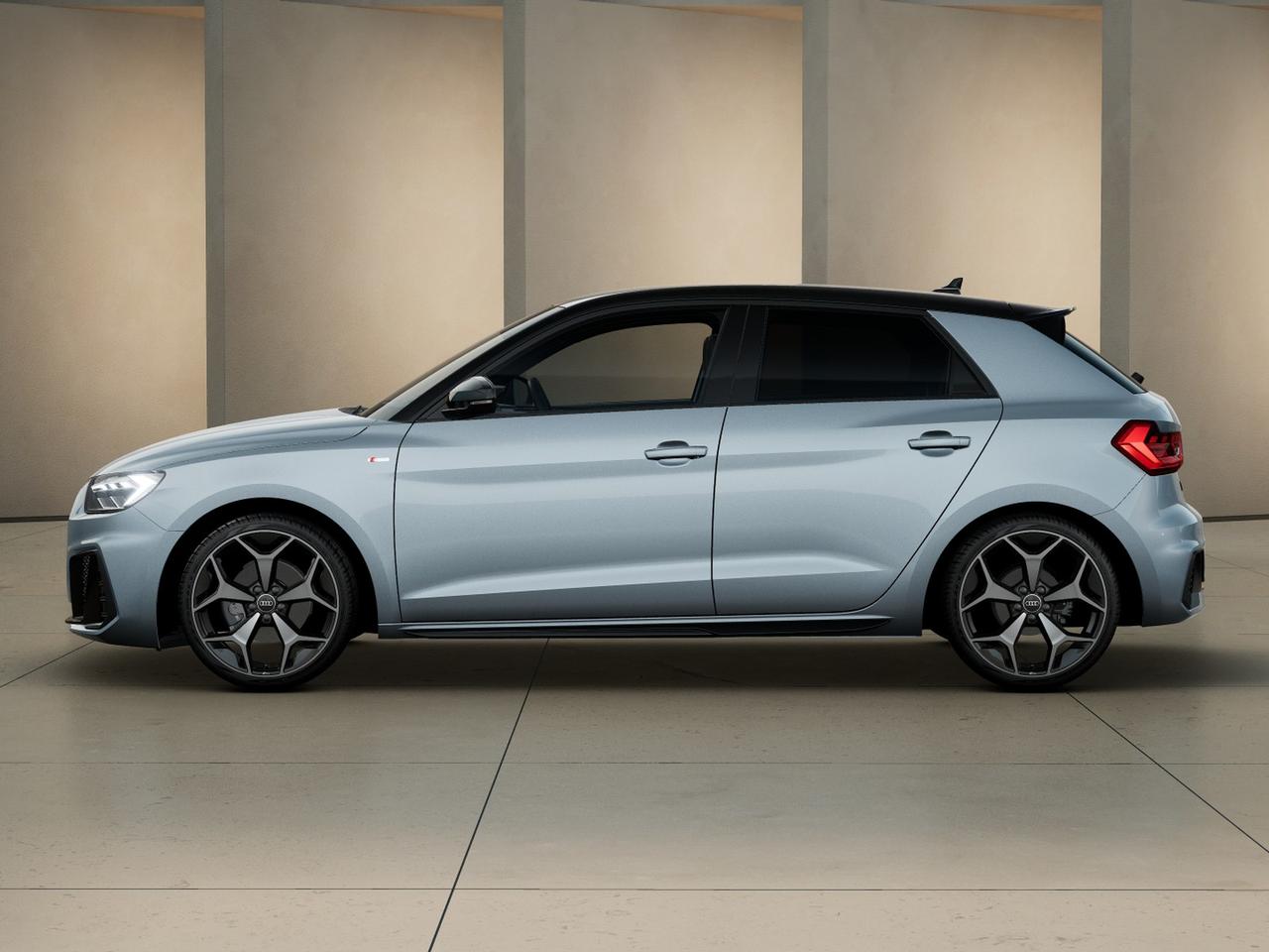 Audi A1 sportback 30 1.0 tfsi 116cv identity black