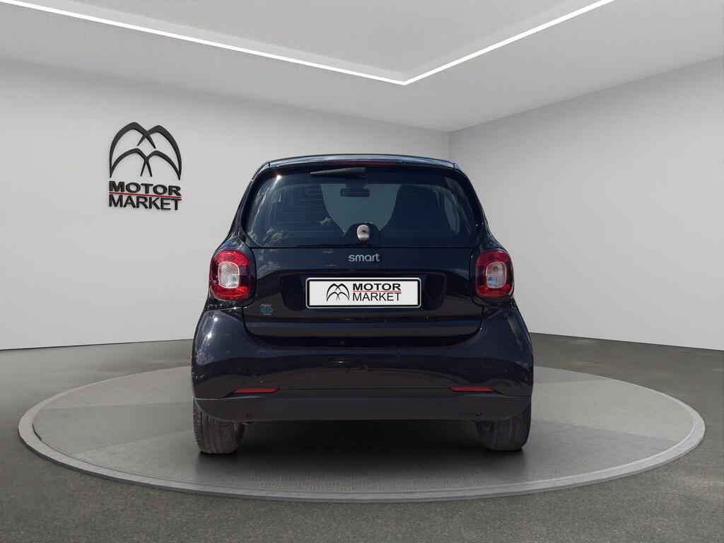 Smart fortwo EQ Pure
