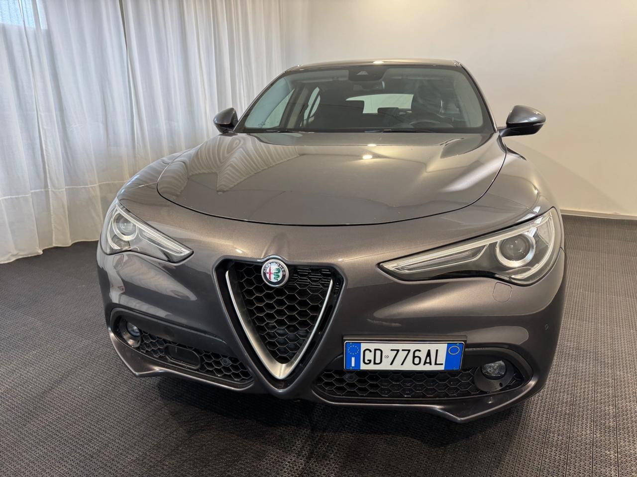 Alfa Romeo Stelvio 2.2 Turbodiesel 190 CV AT8 Q4 Executive