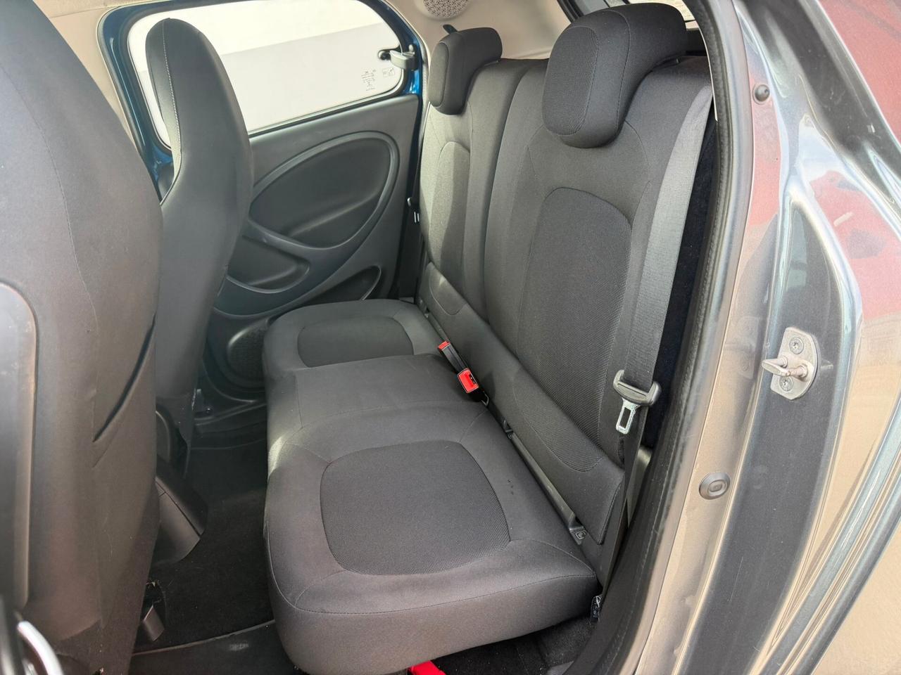 Smart ForFour 2019 1.0B *MAN* *UNIPRO*