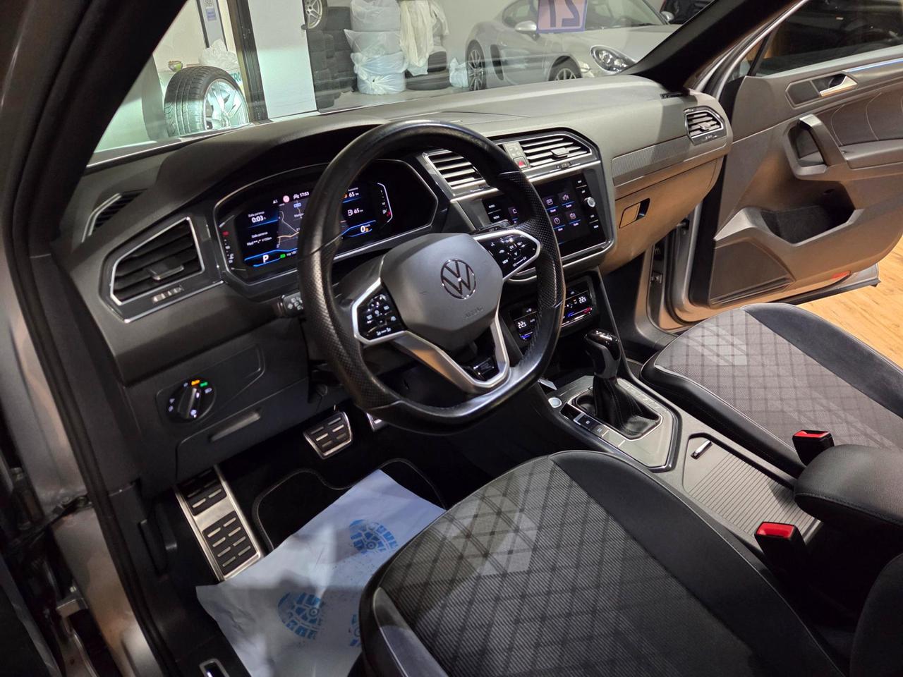 Volkswagen Tiguan Allspace 2.0 tdi R-Line 150cv 7p.ti dsg