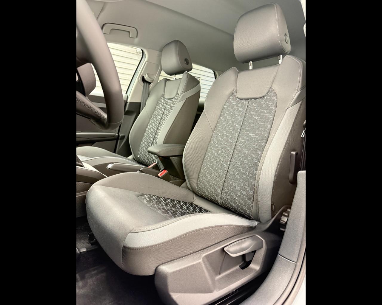 AUDI A1 SPORTBACK 30 TFSI S-TRONIC S LINE EDITION