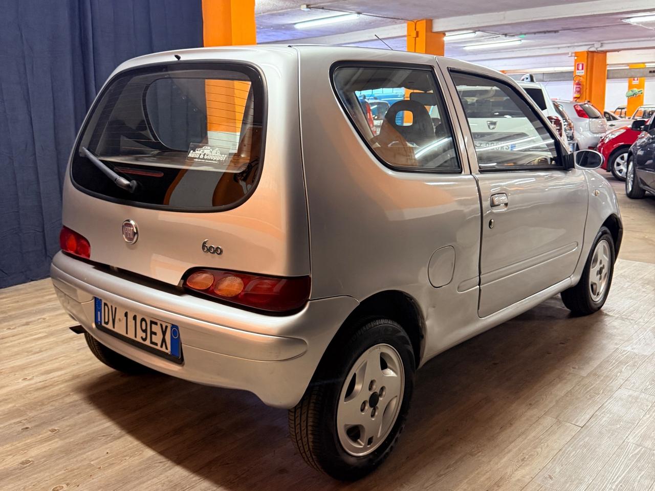 BELLISSIMA FIAT 600 ADATTA A NEOPATENTATI