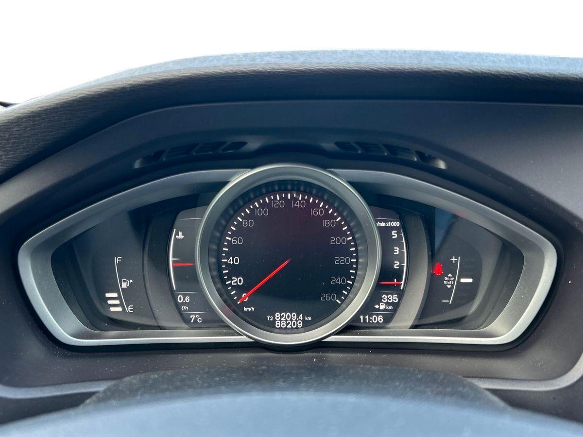 VOLVO V40 II 2012 - V40 2.0 d2 Business Plus my19