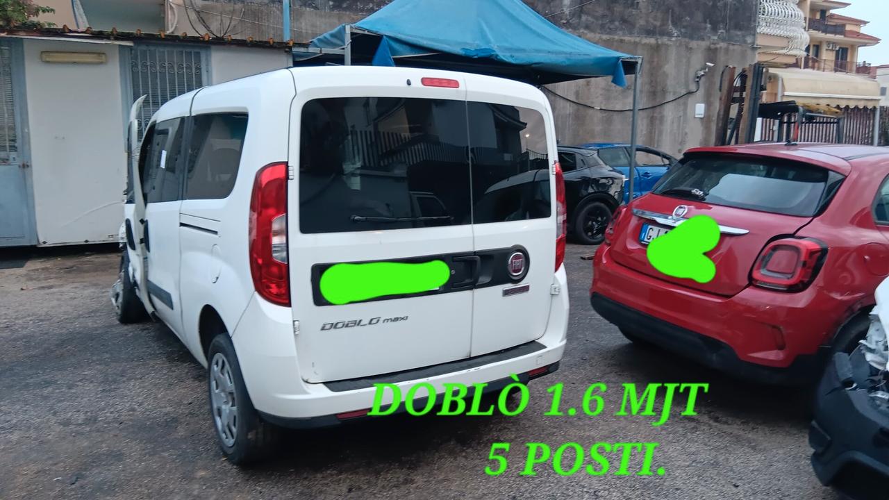 Fiat Doblo 5 posti N1 incidentata sinistrata mondialcars