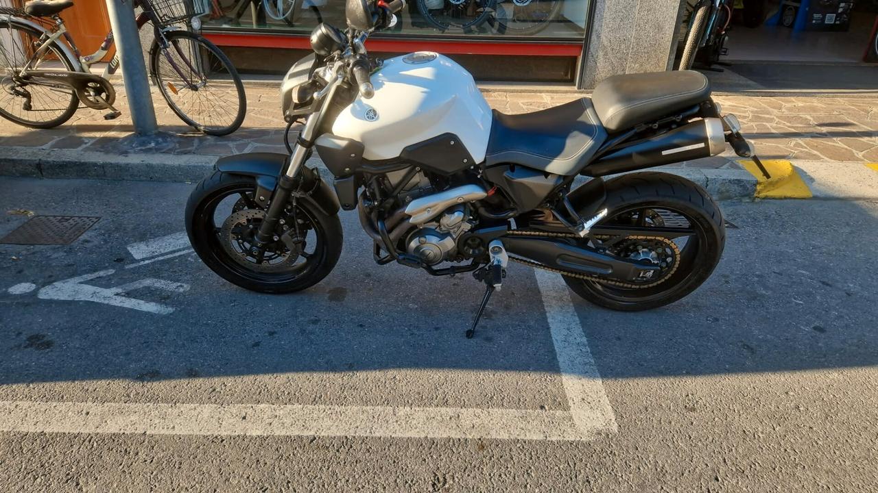 Yamaha MT03 660 BIANCO ANNO 03/2007