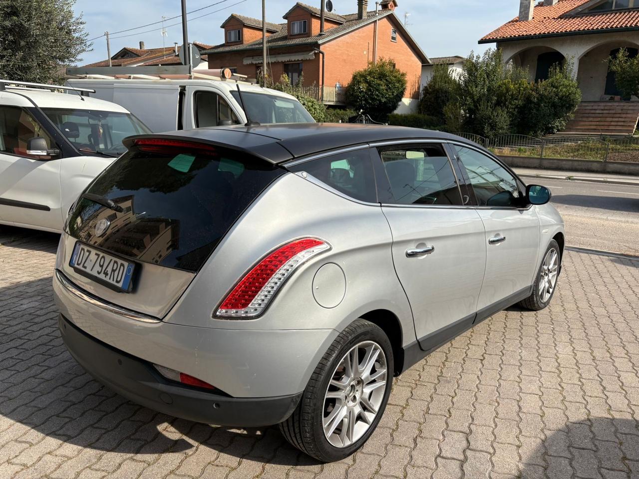 Lancia Delta 2.0 MJT DPF Oro