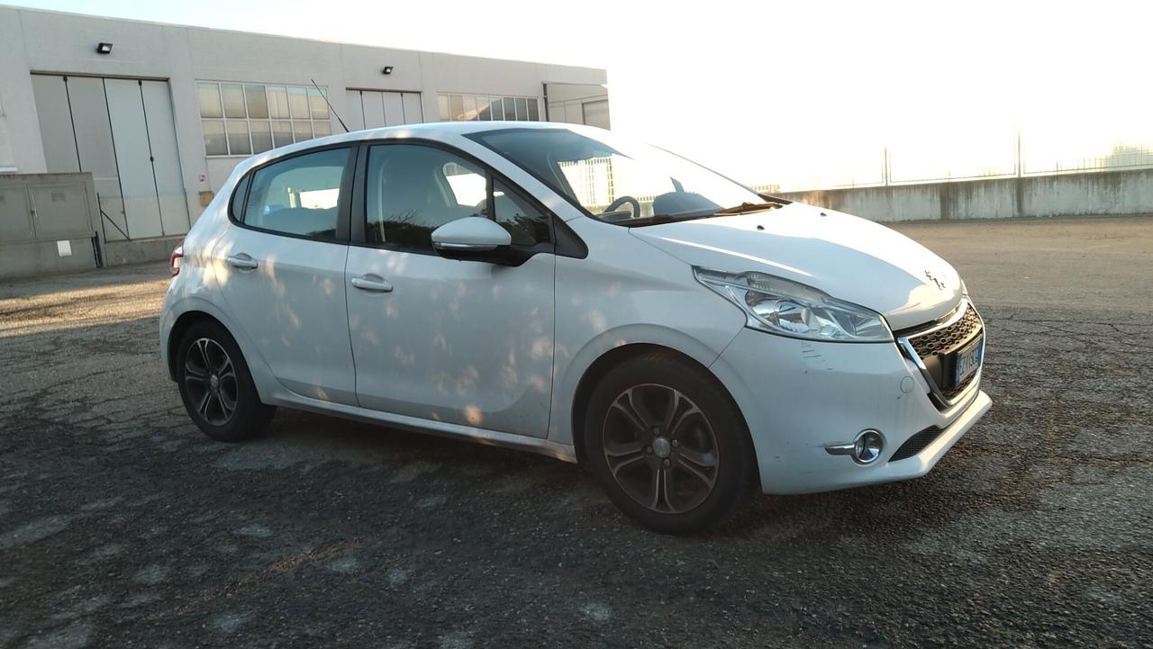 Peugeot 208 1.4 VTi ecoGPL