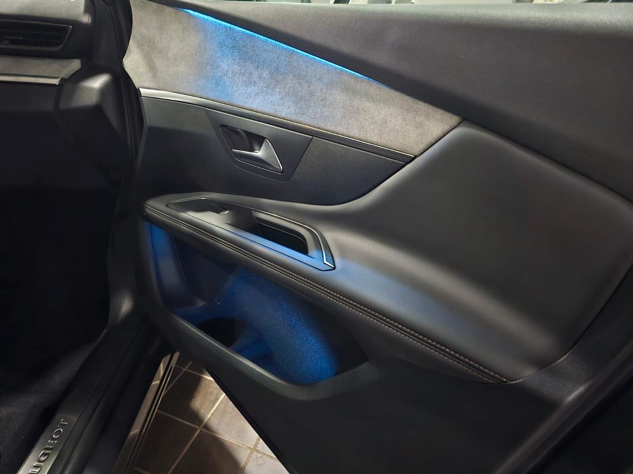 NUOVA PEUGEOT 3008 GT LINE 1.5 BLUE HDI 131CV EAT8 - COME NUOVA