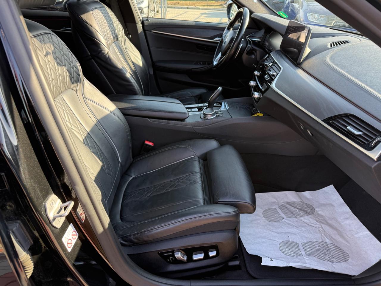 Bmw 530d 48V xDrive Touring Luxury IVA ESPOSTA