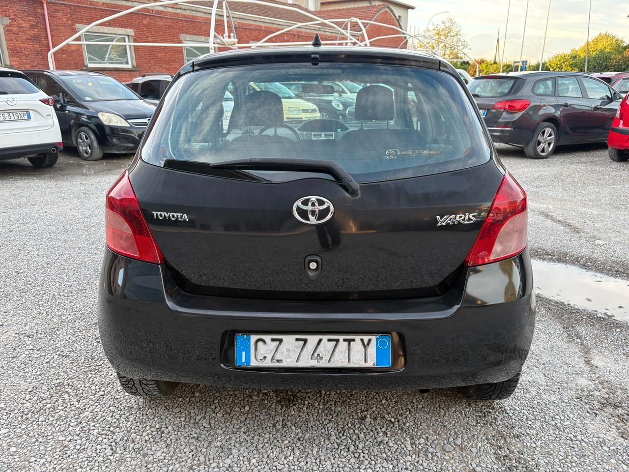 Toyota Yaris 1.0 Benz 51kw -Unico Proprietario