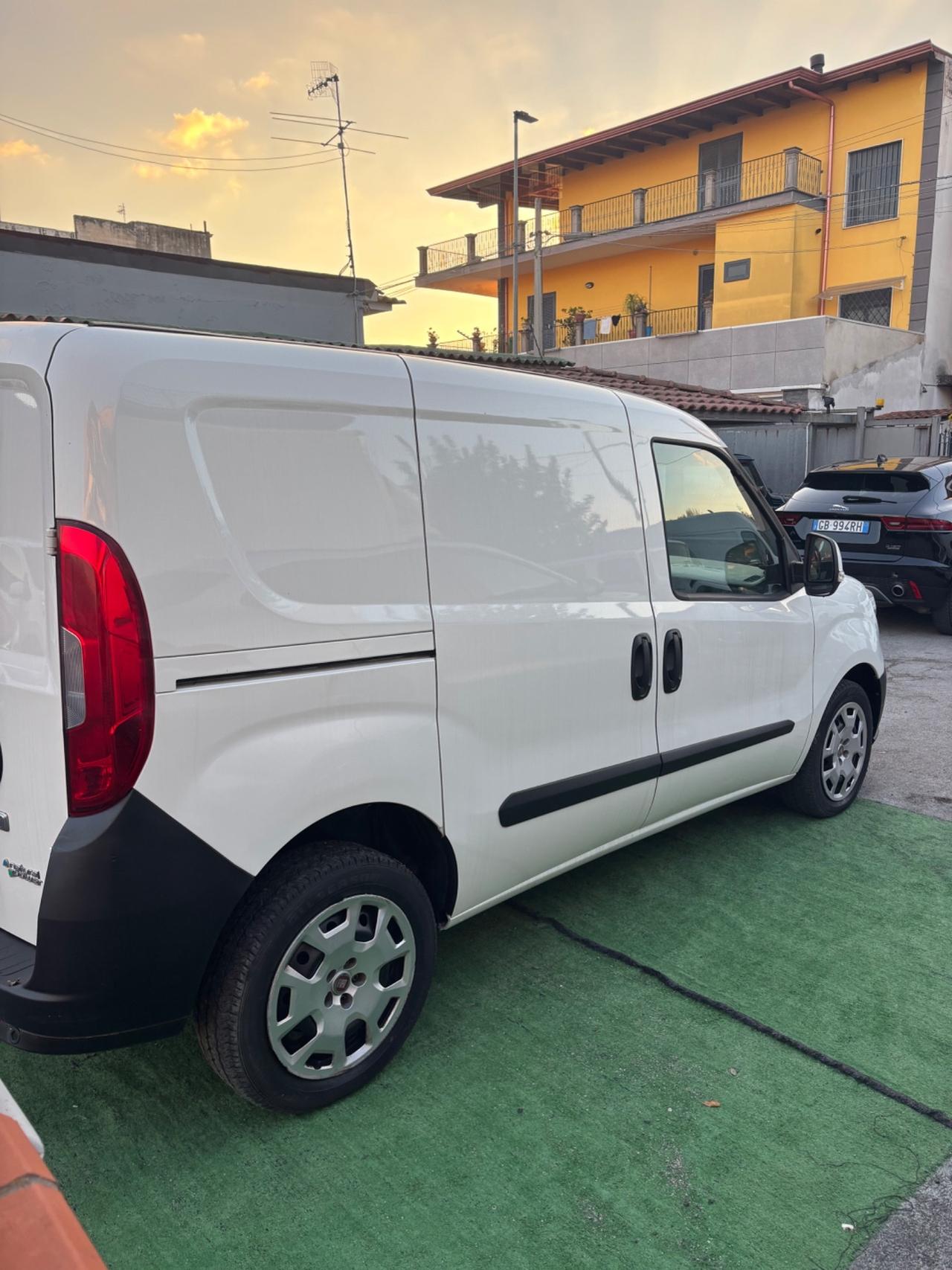 Fiat Doblo Doblò 1.4 T-Jet 16V Natural Power Lounge
