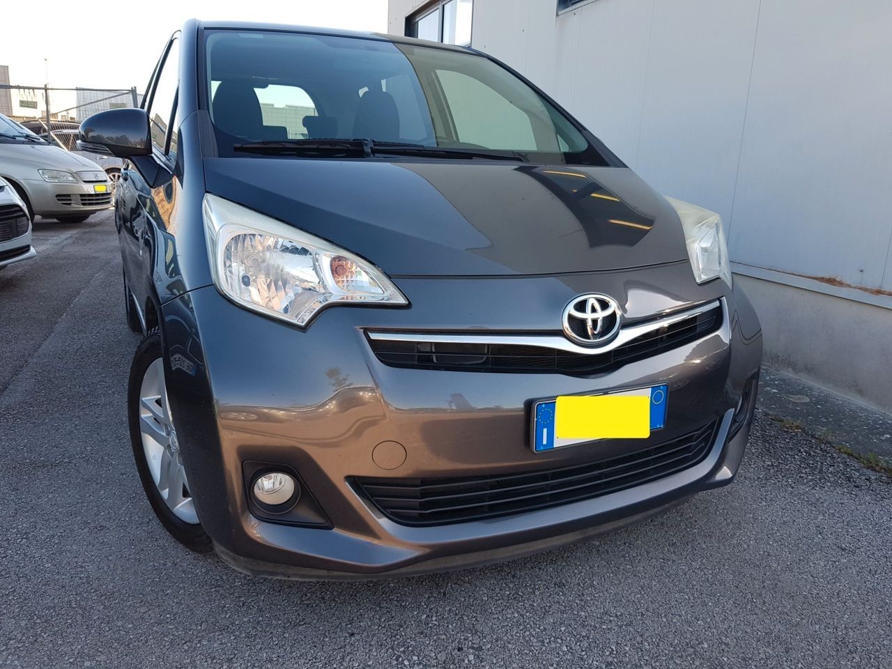 Toyota Verso-S 1.3 CVT Lounge