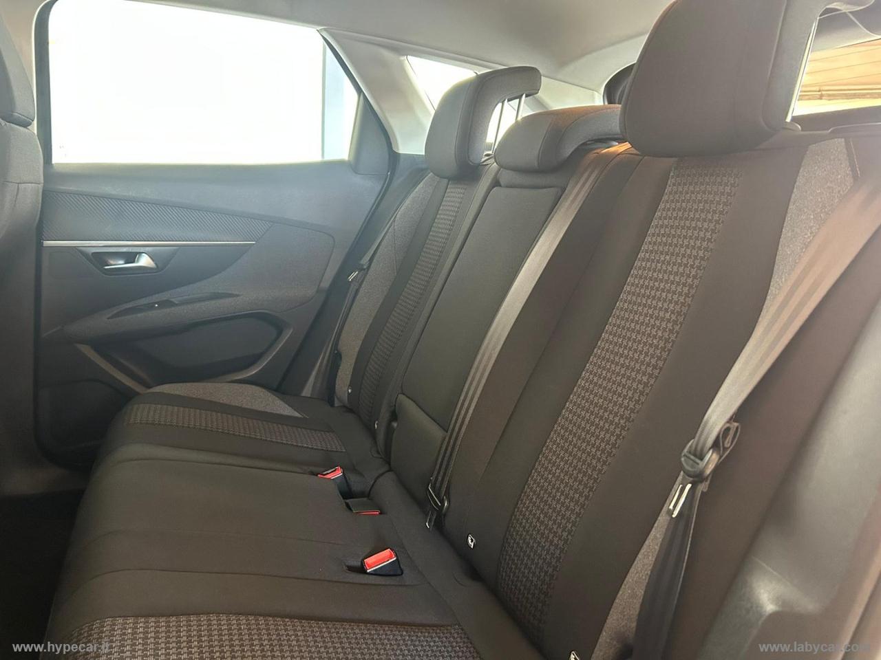 PEUGEOT 3008 BlueHDi 130 S&S EAT8 Allure