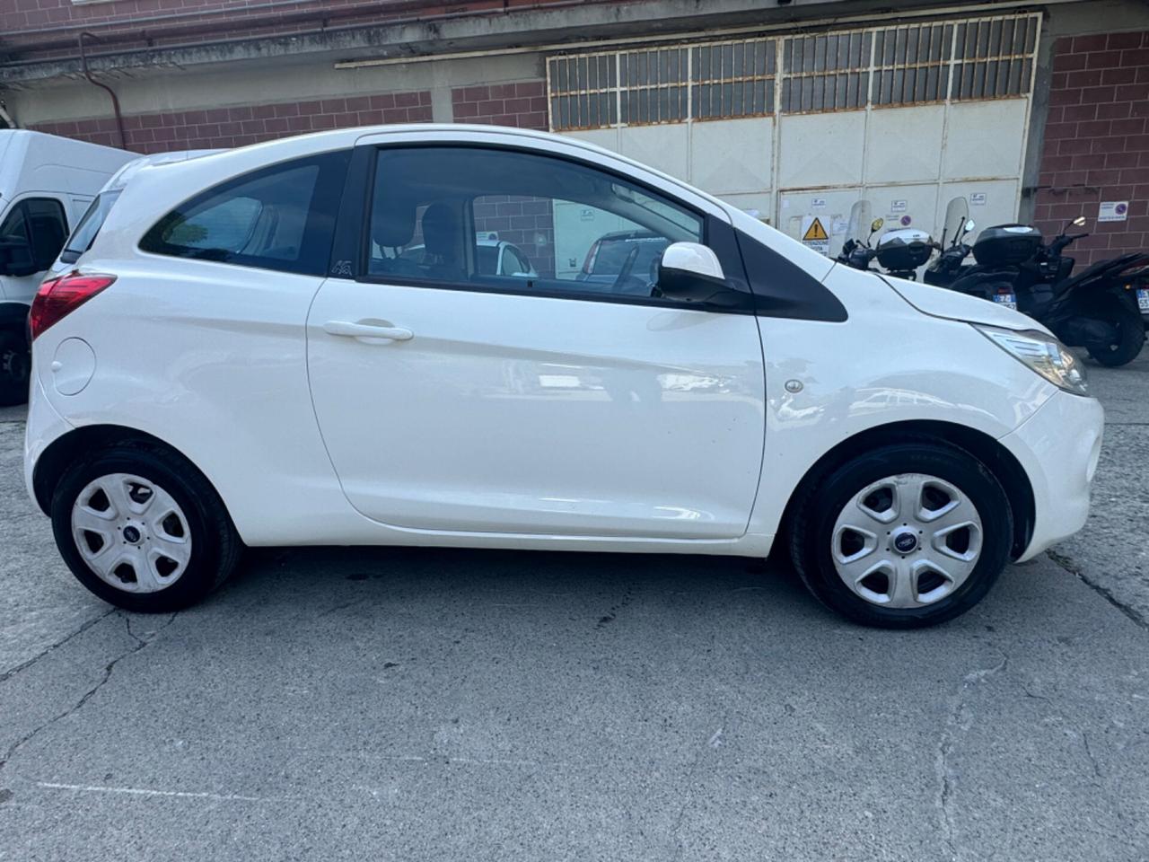 Ford Ka Ka+ 1.2 8V 69CV Titanium 2015 112.000km