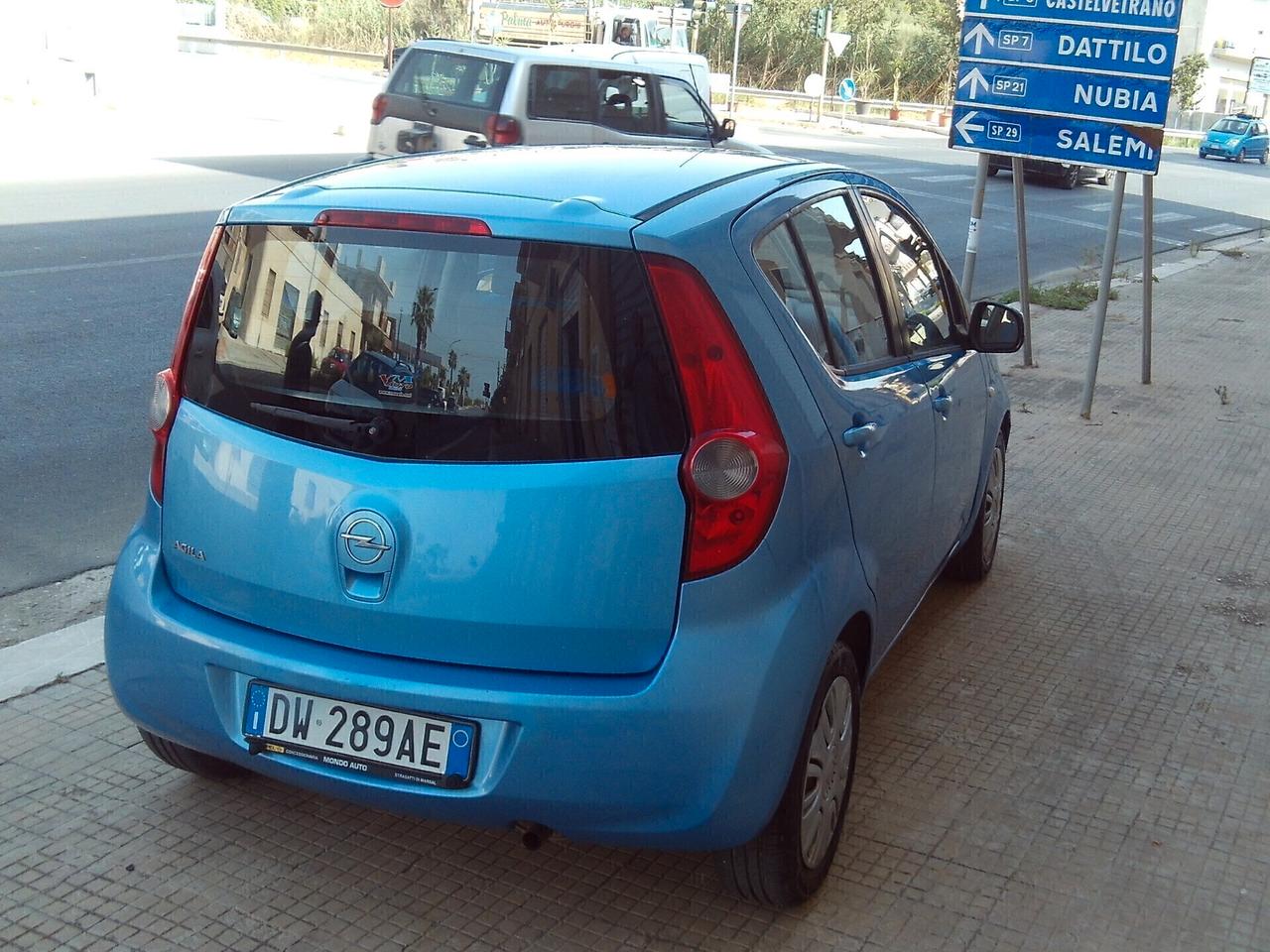 Opel Agila BERLINA