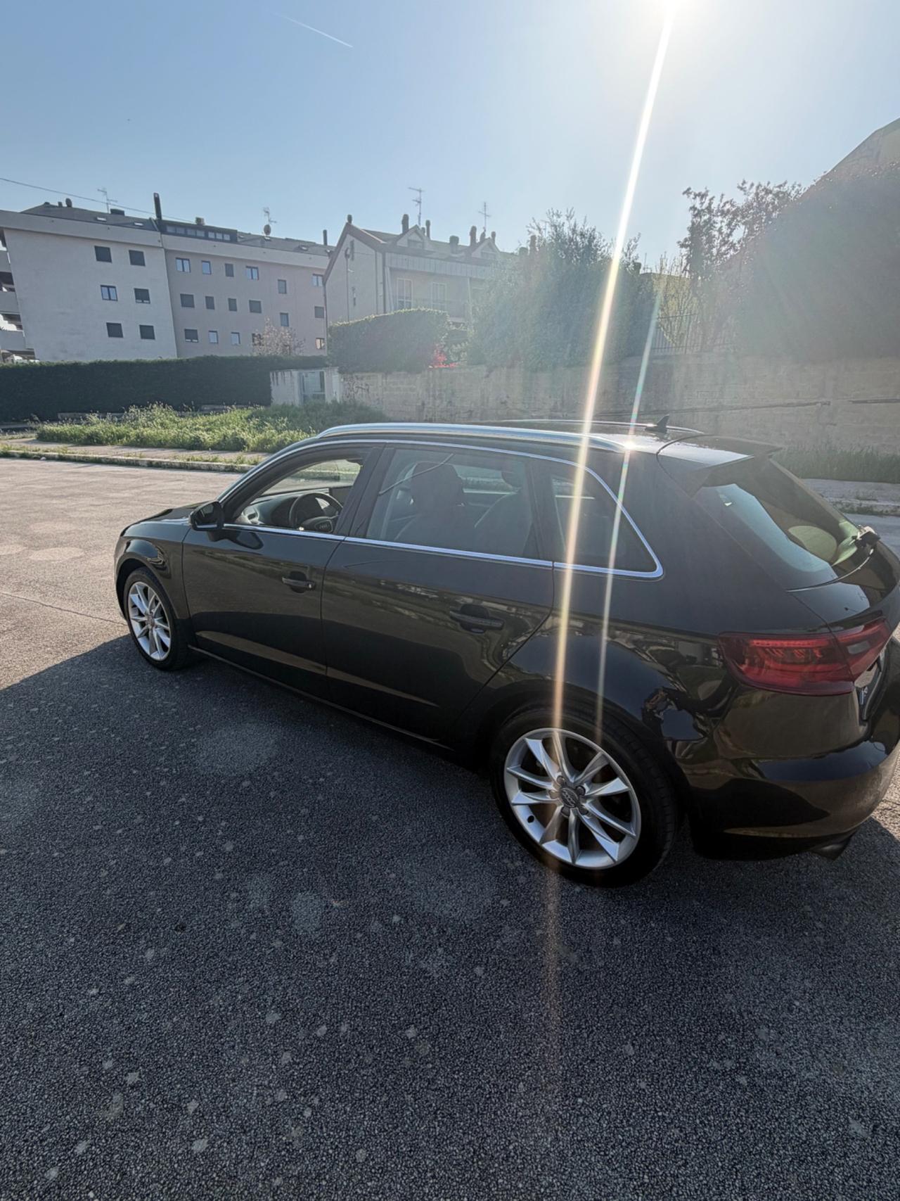 Audi A3 Sedan 1.4 TFSI 125 CV Attraction