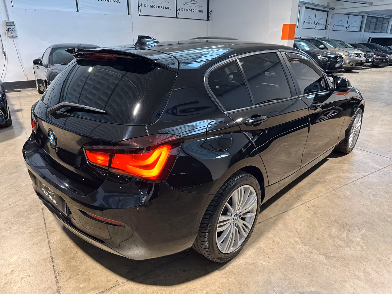 Bmw 116 d 5p. Sport - NEOPATENTATI TOTAL BLACK