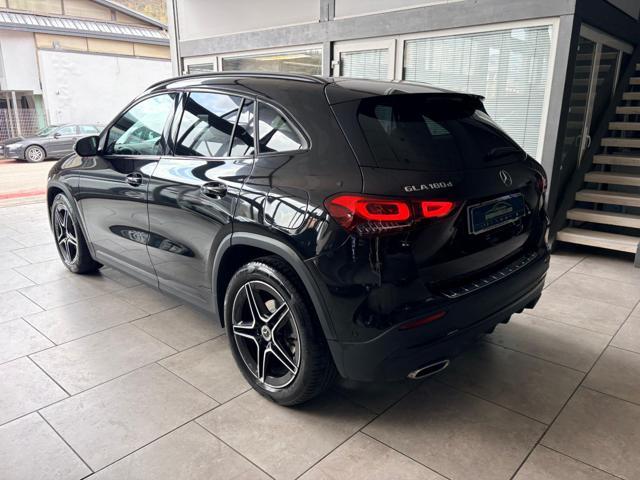 MERCEDES-BENZ GLA 180 d Premium AMG Night Pack AMBIENT * NEOPATENTATI *