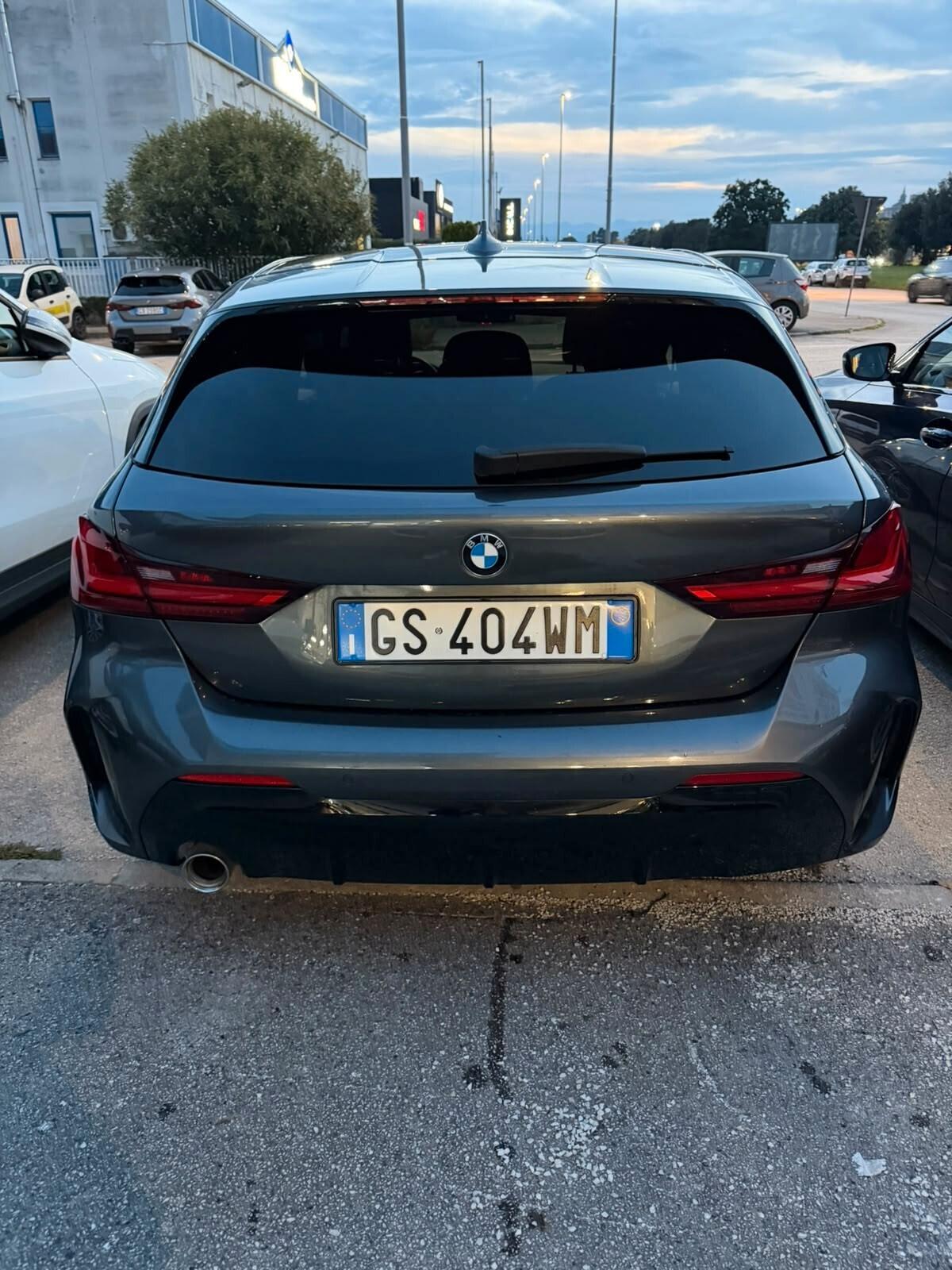 Bmw 118 118i 5p. Business Advantage