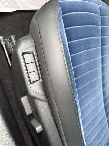 Lancia Ypsilon 51kWh EDIZIONE LIMITATA Cassina 156cv 1di1906 PROM