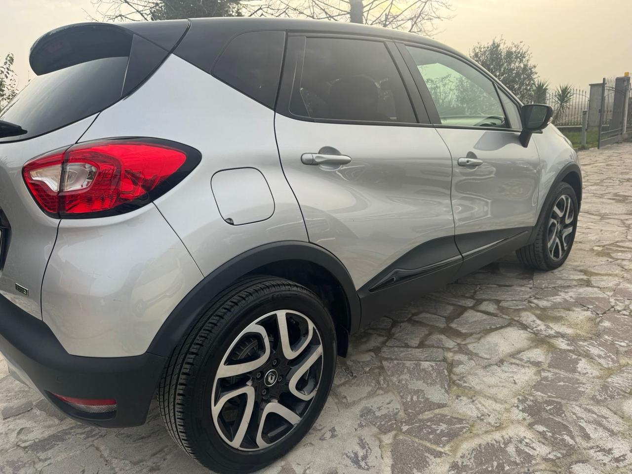 Renault Captur dCi 8V 90 CV Start&Stop Energy Intens neopatentati